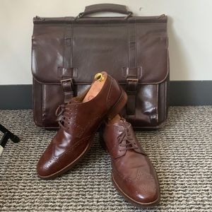 Cole Haan Jefferson derby wingtip size 10.5 E wide width